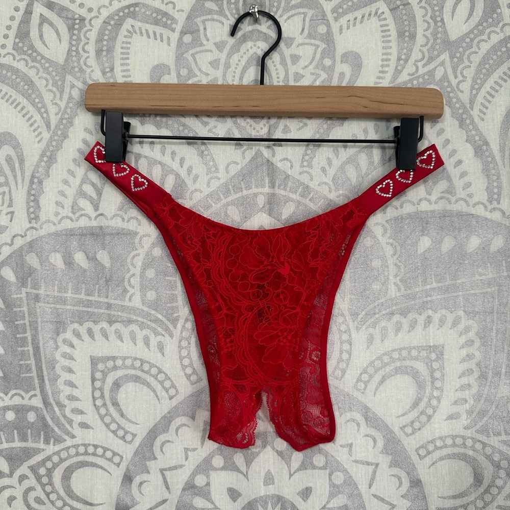 Nwt $25 Victoria Secret Lace Red Hearts Brazilian Ouvert Crotchless Rhinestone M